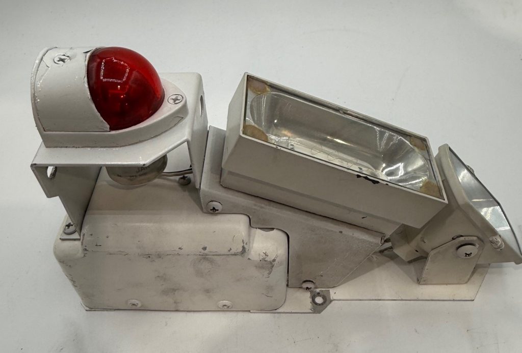 STROBE RED LIGHT ASSY | Aveng Aero