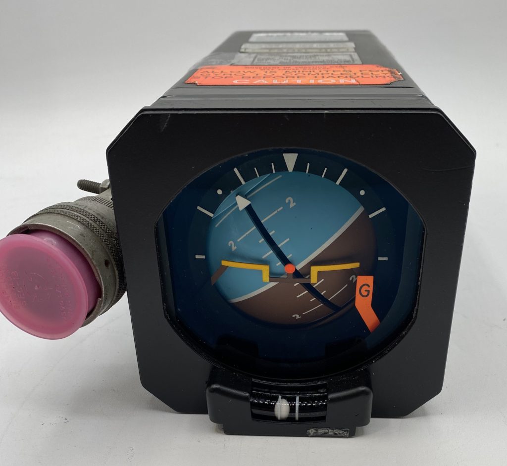 FLIGHT DIRECTOR INDICATOR | Aveng Aero